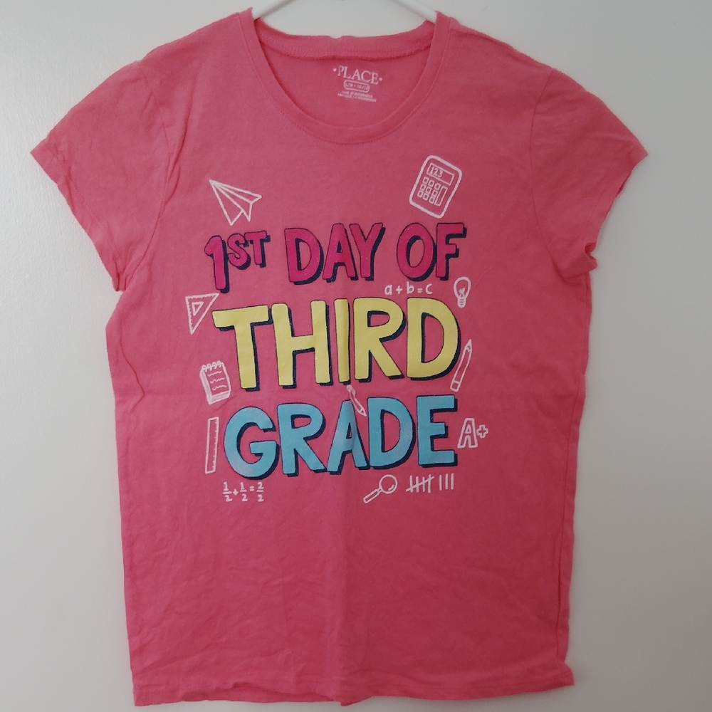 Pink Graphic Tee Size 10/12